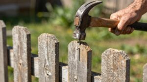 set posts install pickets